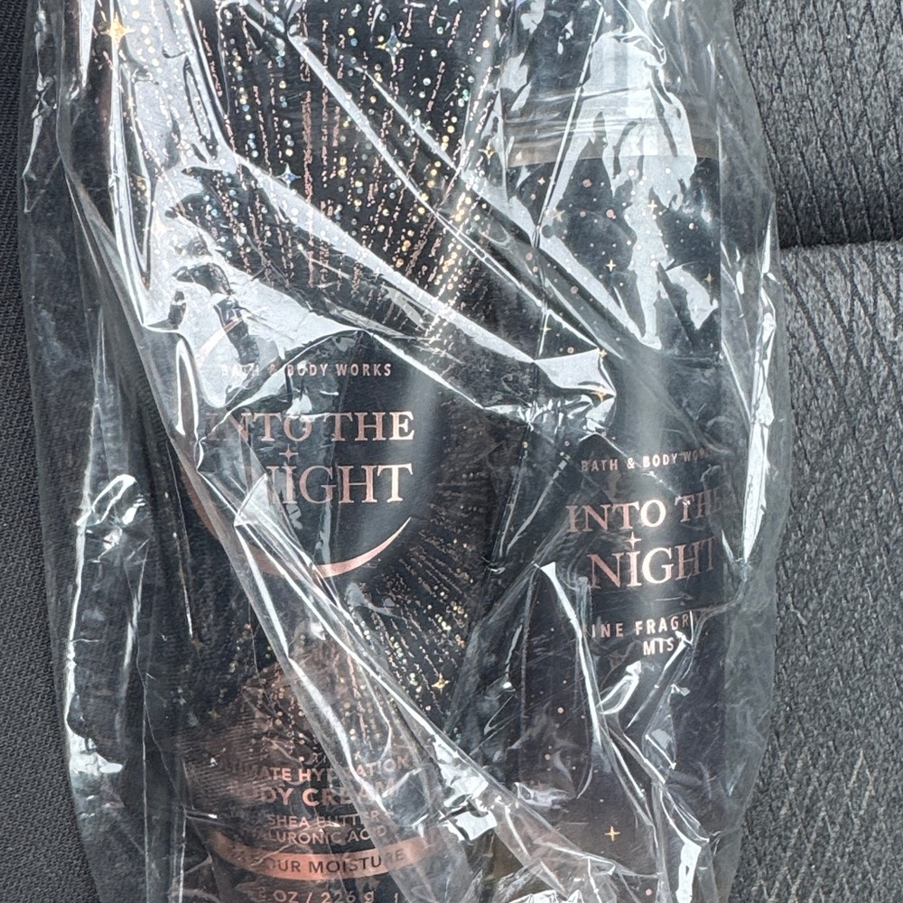 New Bath & Body Works Into the Night Set - Black and Gold